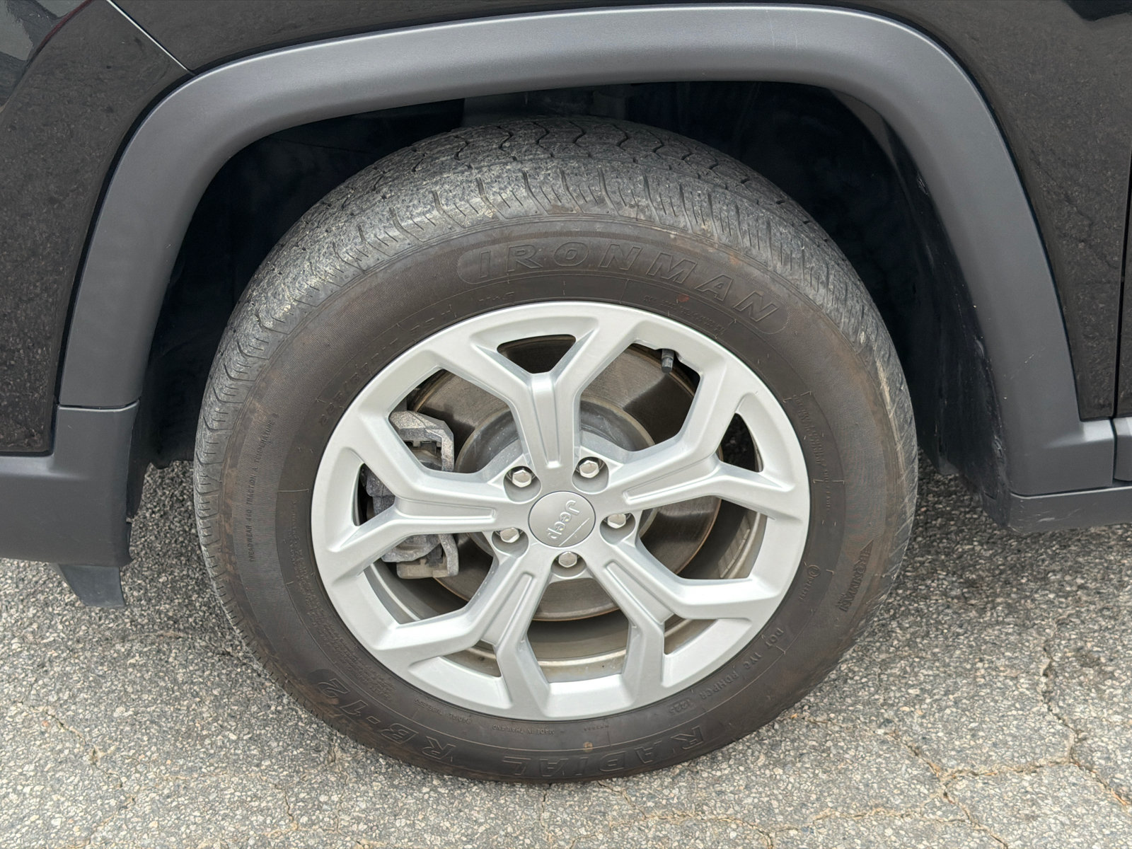 Used 2024 Jeep Compass Latitude AWD/4WD image 13