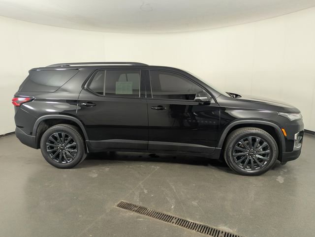 Used 2024 Chevrolet Traverse RS w/ LPO, Floor Liner Package AWD/4WD image 8