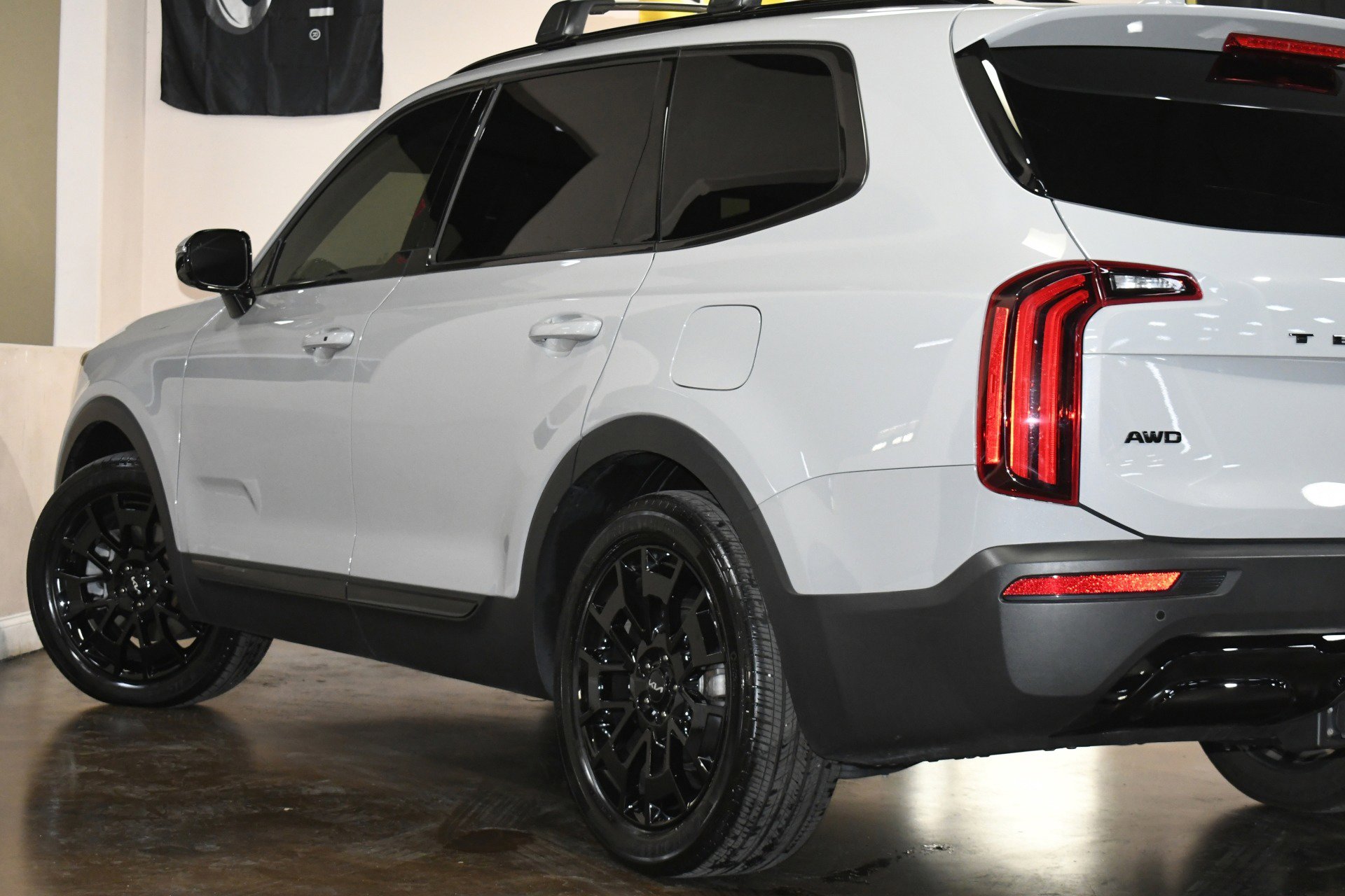 Used 2022 Kia Telluride SX w/ SX Prestige Package image 55