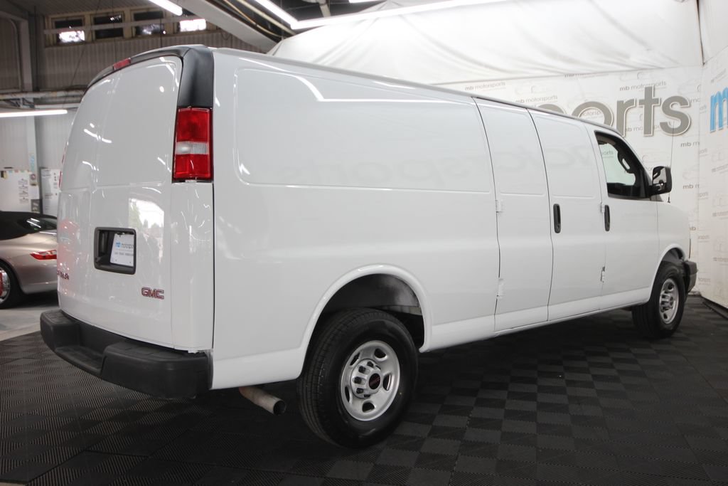Used 2023 GMC Savana 2500 Extended RWD image 8