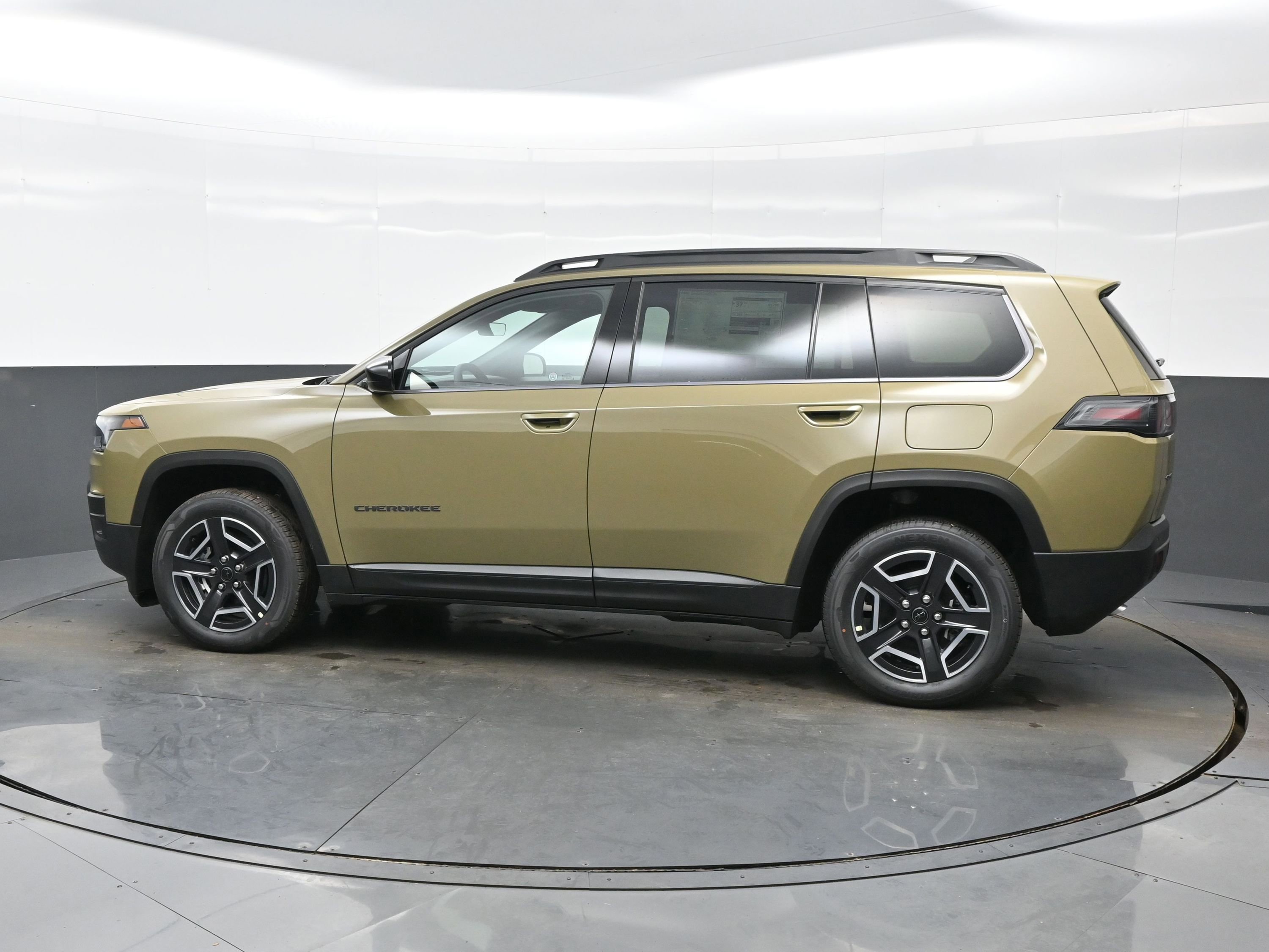 New 2026 Jeep Cherokee Laredo AWD/4WD image 4