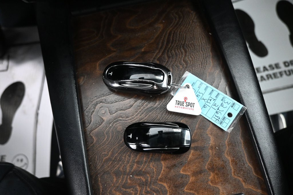 Used 2021 Tesla Model X Long Range AWD/4WD image 21