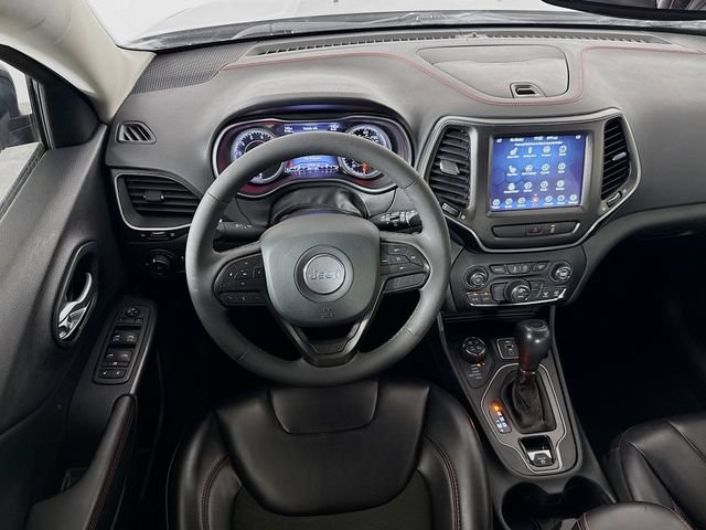 Used 2022 Jeep Cherokee Trailhawk AWD/4WD image 23