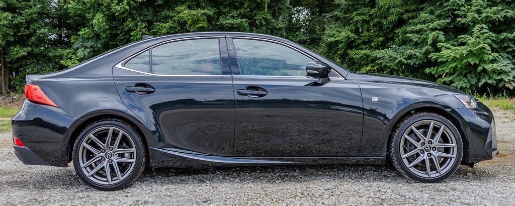 Used 2020 Lexus IS 350 F Sport w/ F Sport Package RWD image 6