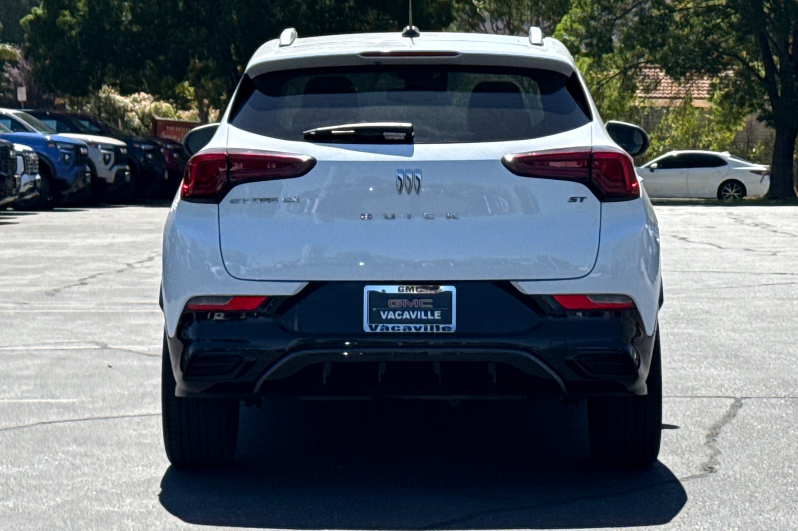 Used 2024 Buick Encore GX Sport Touring FWD image 6