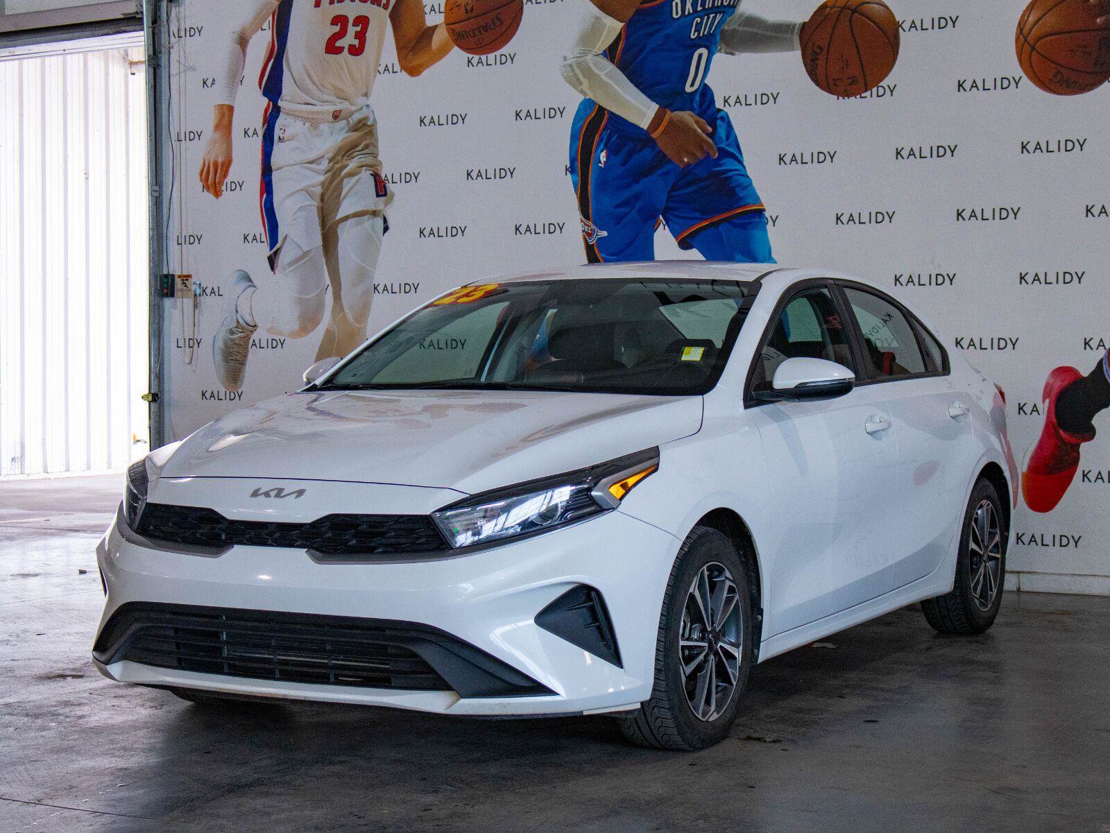 Used 2023 Kia Forte LXS w/ LXS Technology Package FWD image 20