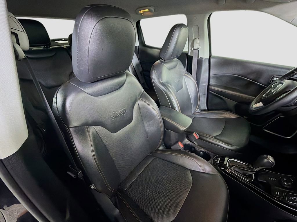 Used 2018 Jeep Compass Limited w/ Navigation Group image 29