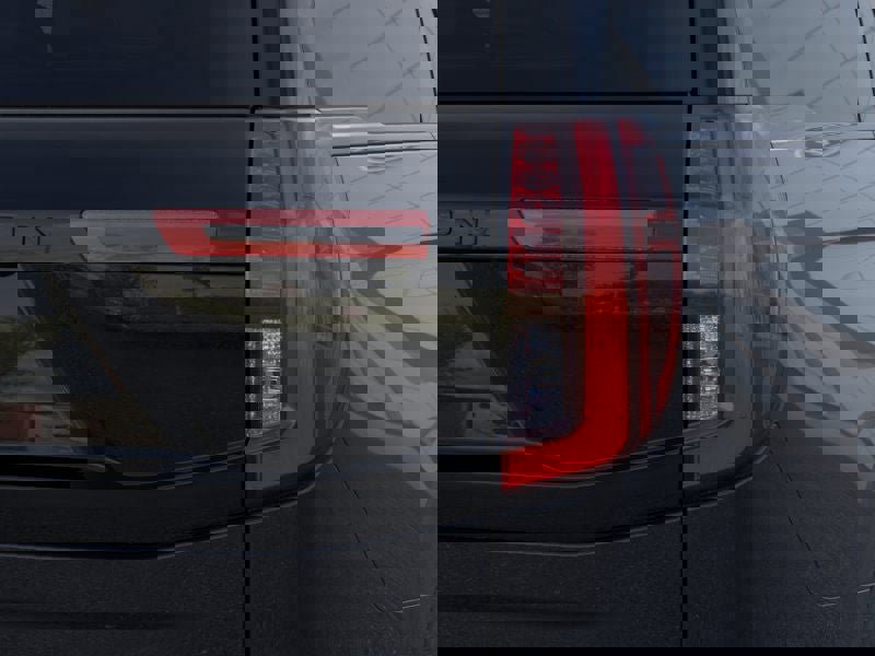 New 2025 Ford Expedition Platinum image 21