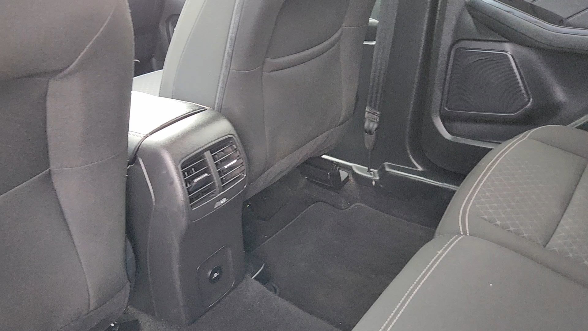 Used 2025 Ford Escape Active image 17