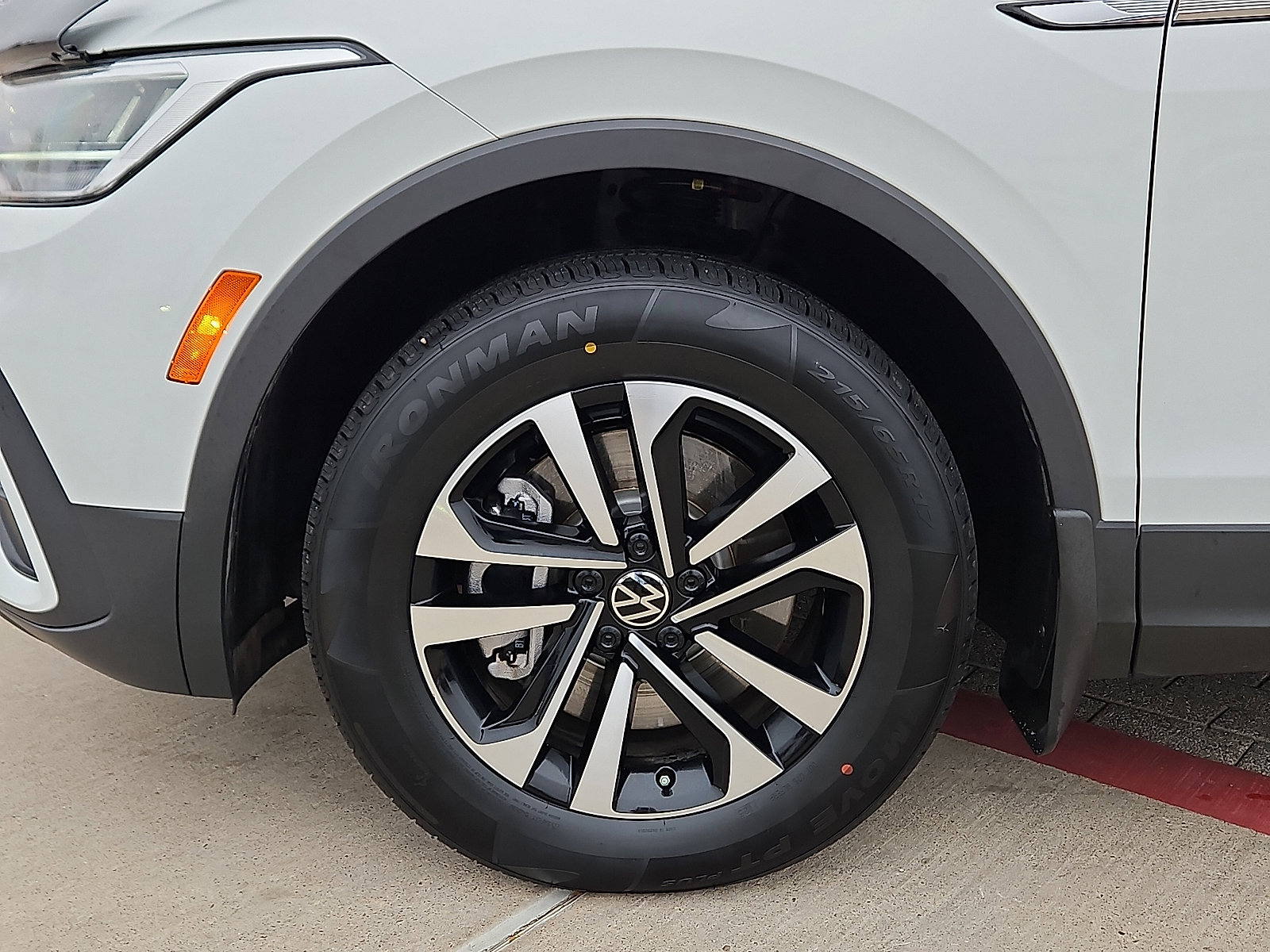 Certified 2024 Volkswagen Tiguan S image 5