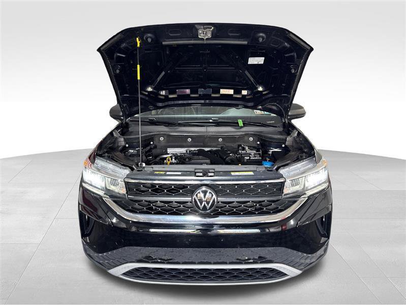 Used 2024 Volkswagen Taos S FWD image 11