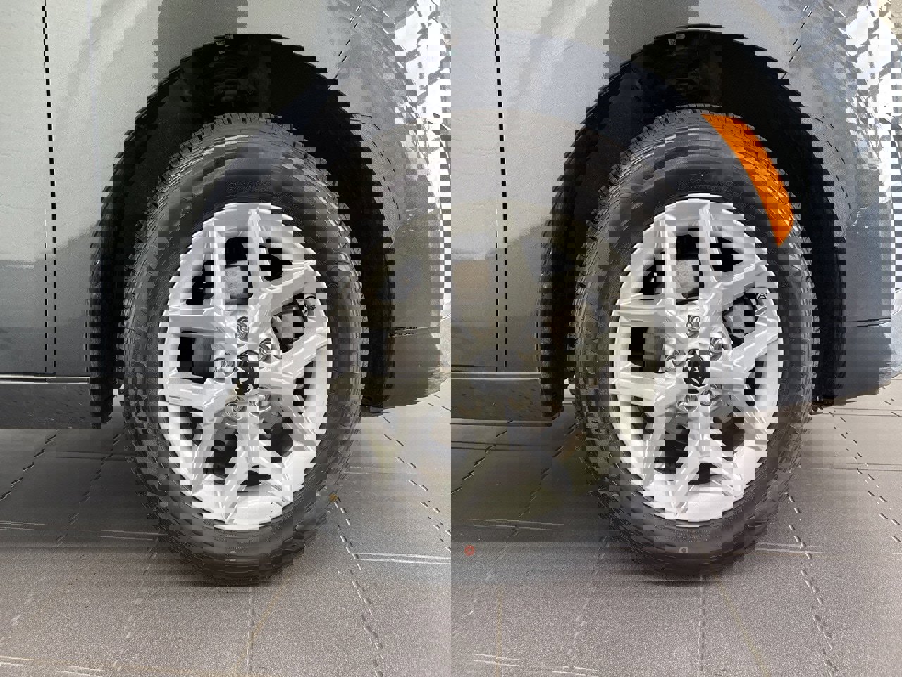 Used 2024 Kia Soul LX w/ Option Group 015 image 51