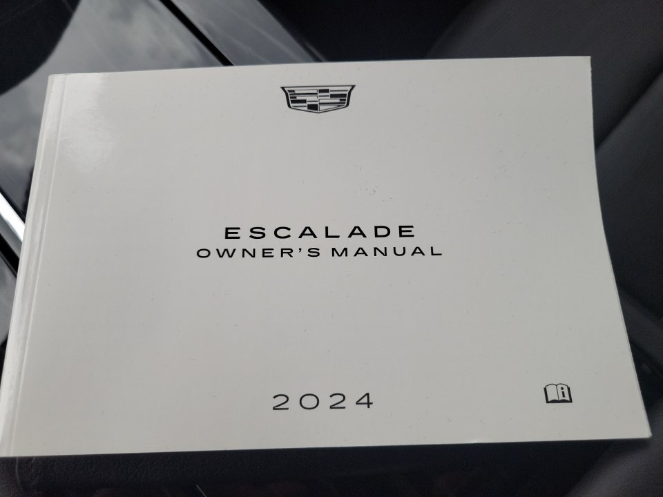 Certified 2024 Cadillac Escalade Sport AWD/4WD image 33