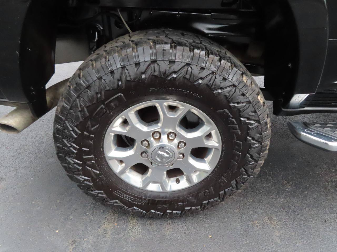 Used 2021 RAM 2500 Laramie AWD/4WD image 23