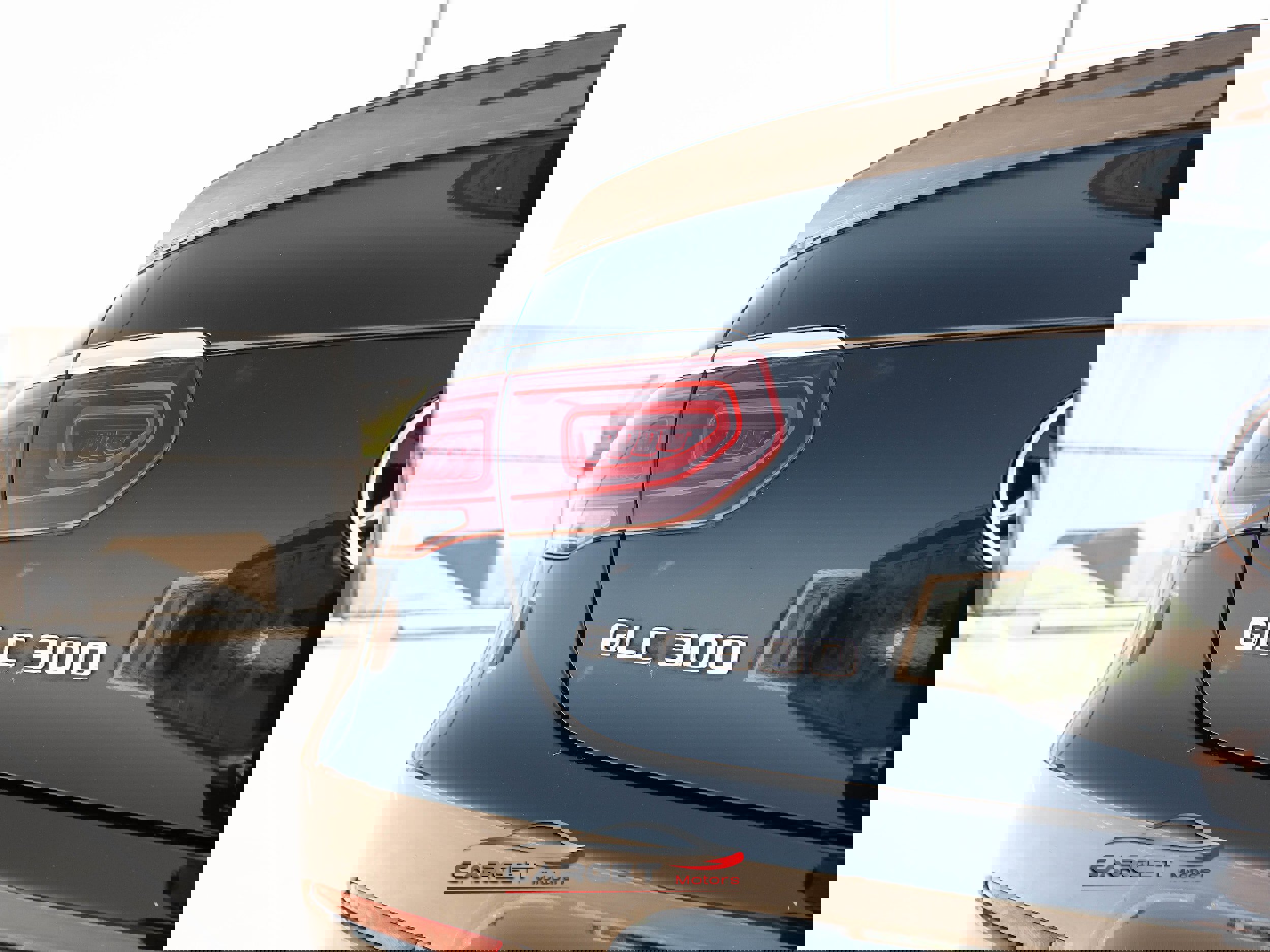 Used 2020 Mercedes-Benz GLC 300 4MATIC Coupe image 44