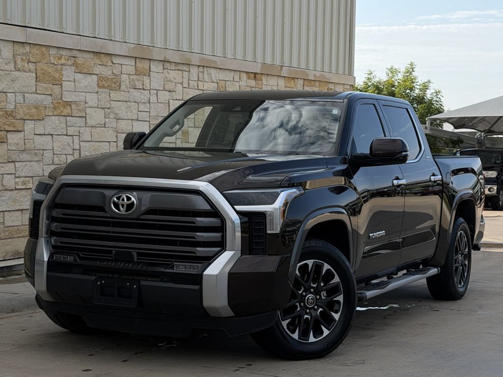 Used 2023 Toyota Tundra Limited w/ Power Package AWD/4WD image 2
