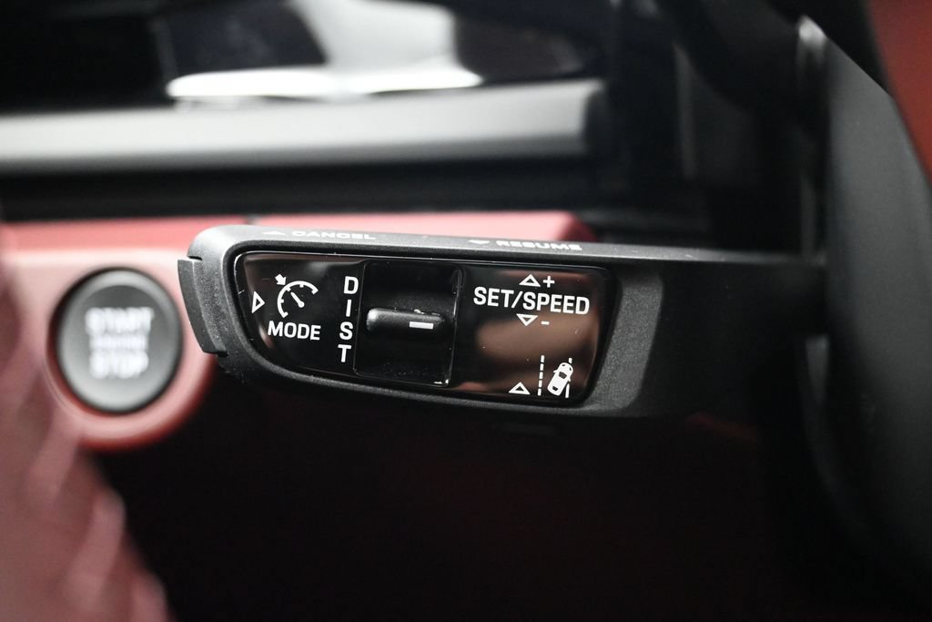 Certified 2025 Porsche Panamera 4 AWD/4WD image 25