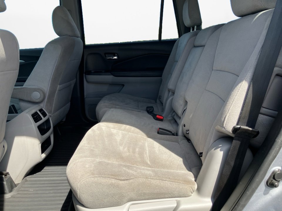 Used 2019 Honda Pilot LX image 16
