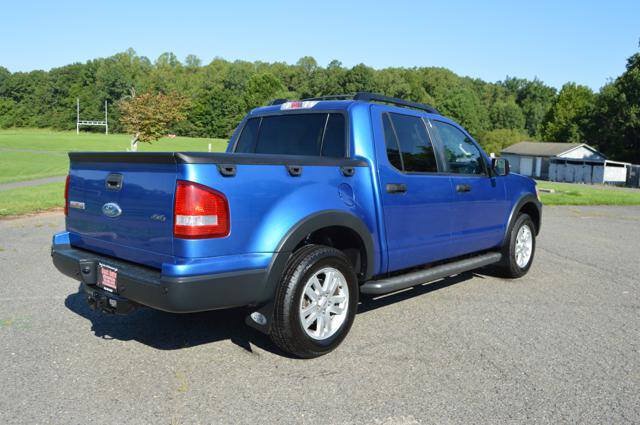 Used 2010 Ford Explorer Sport Trac XLT AWD/4WD image 8