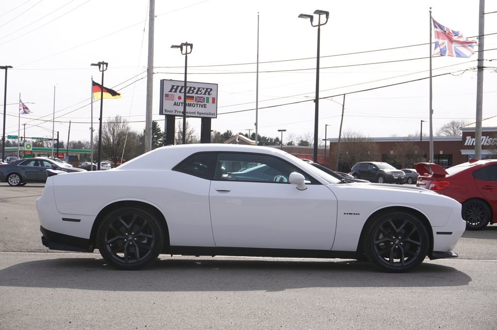 Used 2021 Dodge Challenger R/T w/ Blacktop Package image 8