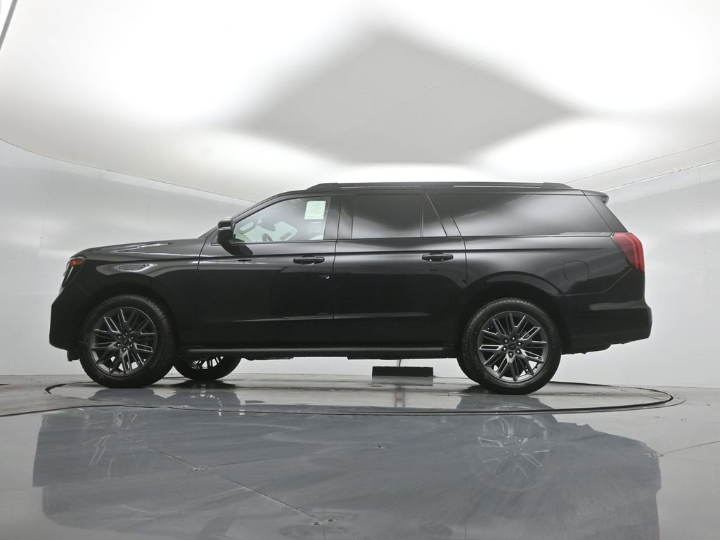 New 2026 Ford Expedition Max Platinum w/ Stealth Appearance Package AWD/4WD image 50