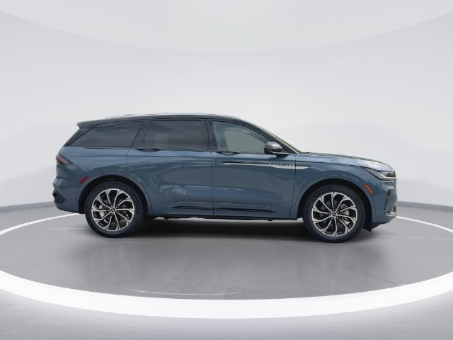 New 2026 Lincoln Nautilus Reserve AWD/4WD image 9