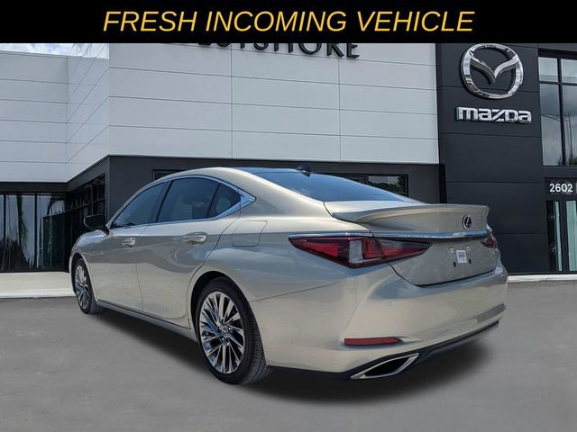 Used 2024 Lexus ES 350 Ultra Luxury FWD image 3