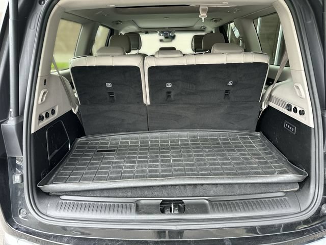 Used 2022 Jeep Wagoneer Series III w/ Premium Group I AWD/4WD image 27