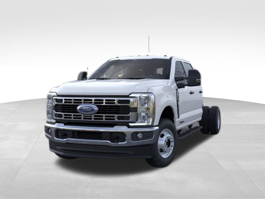 New 2026 Ford F350 XL w/ XL Chrome Package AWD/4WD image 2
