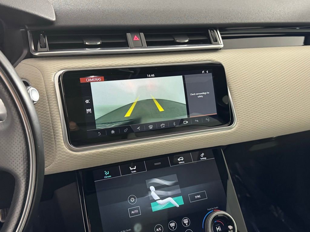 Used 2019 Land Rover Range Rover Velar R-Dynamic SE image 23