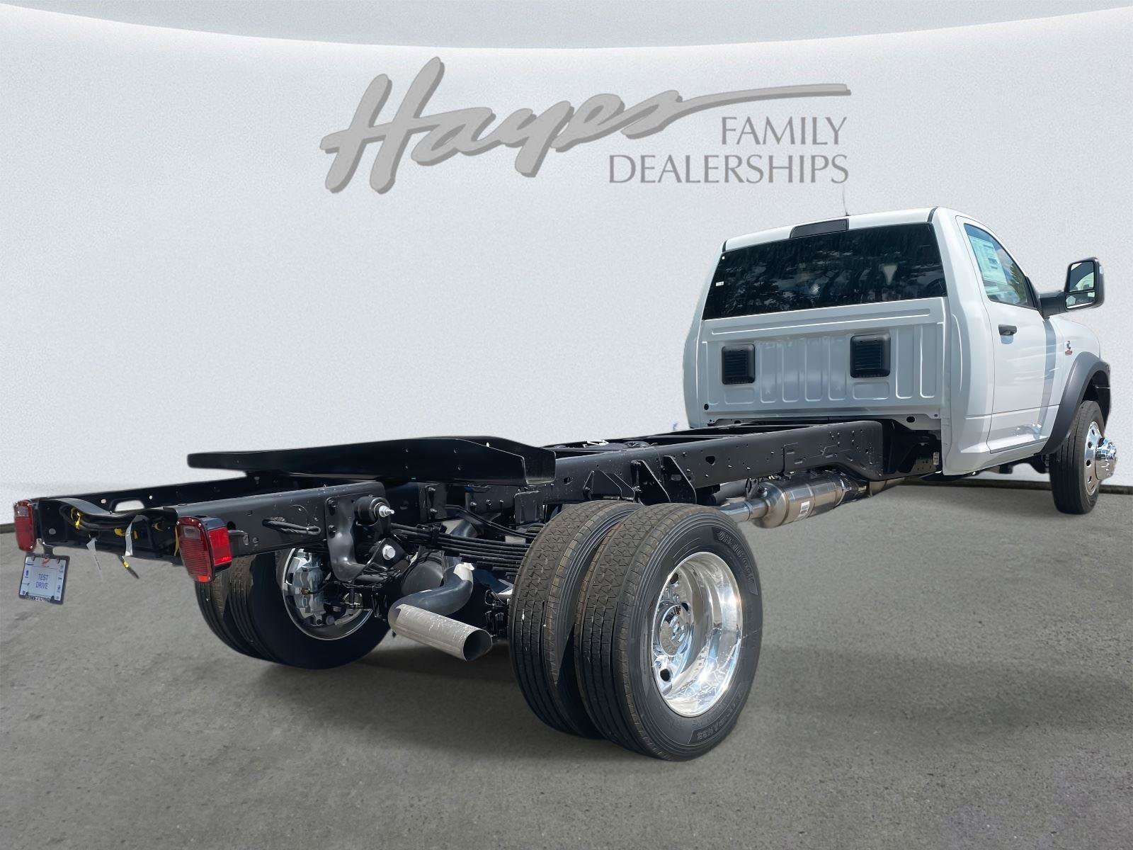 New 2024 RAM 5500 Tradesman image 3