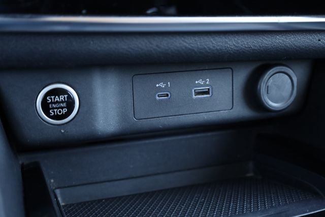 Used 2023 Nissan Rogue S image 23