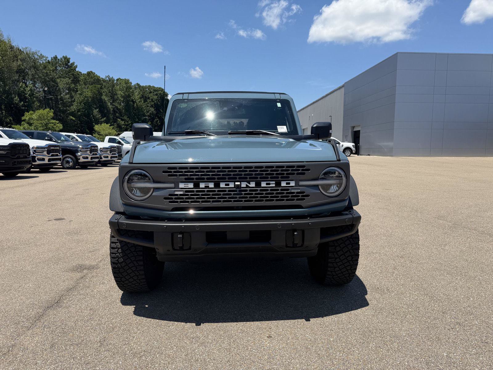 Used 2021 Ford Bronco Badlands AWD/4WD image 3