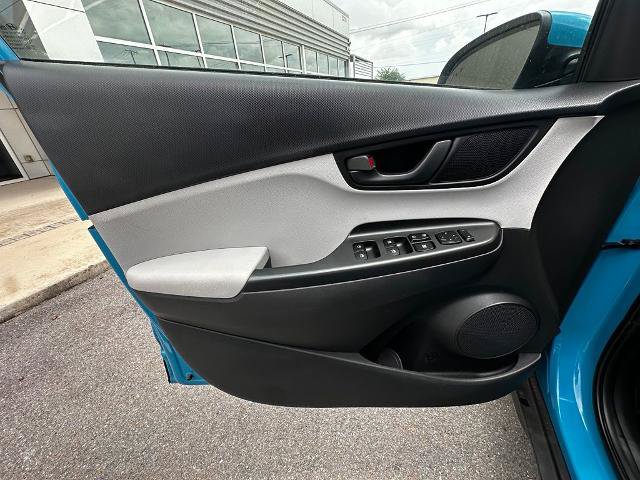 Used 2023 Hyundai Kona SEL FWD image 16