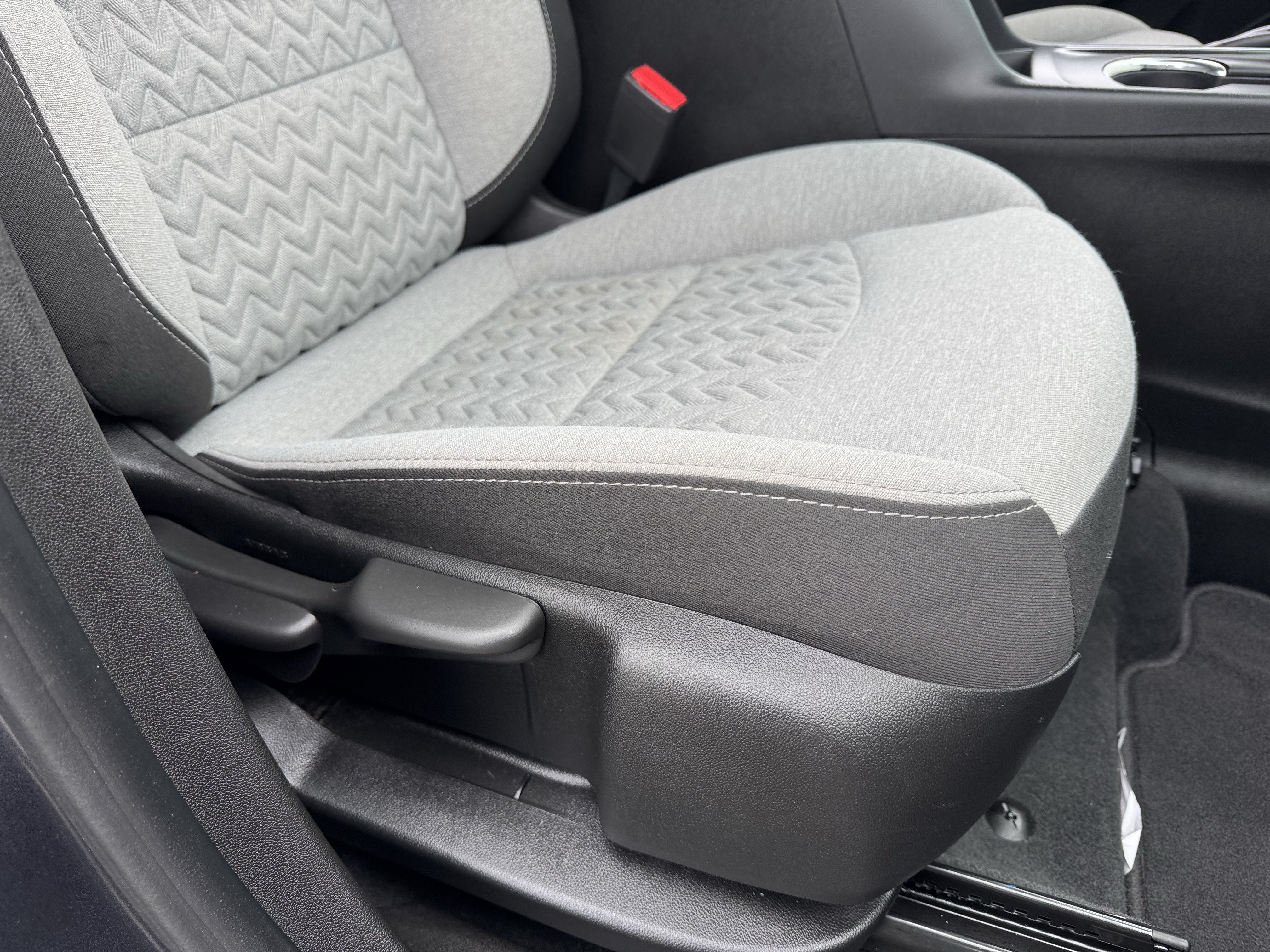 Certified 2022 Chevrolet Equinox LS AWD/4WD image 24