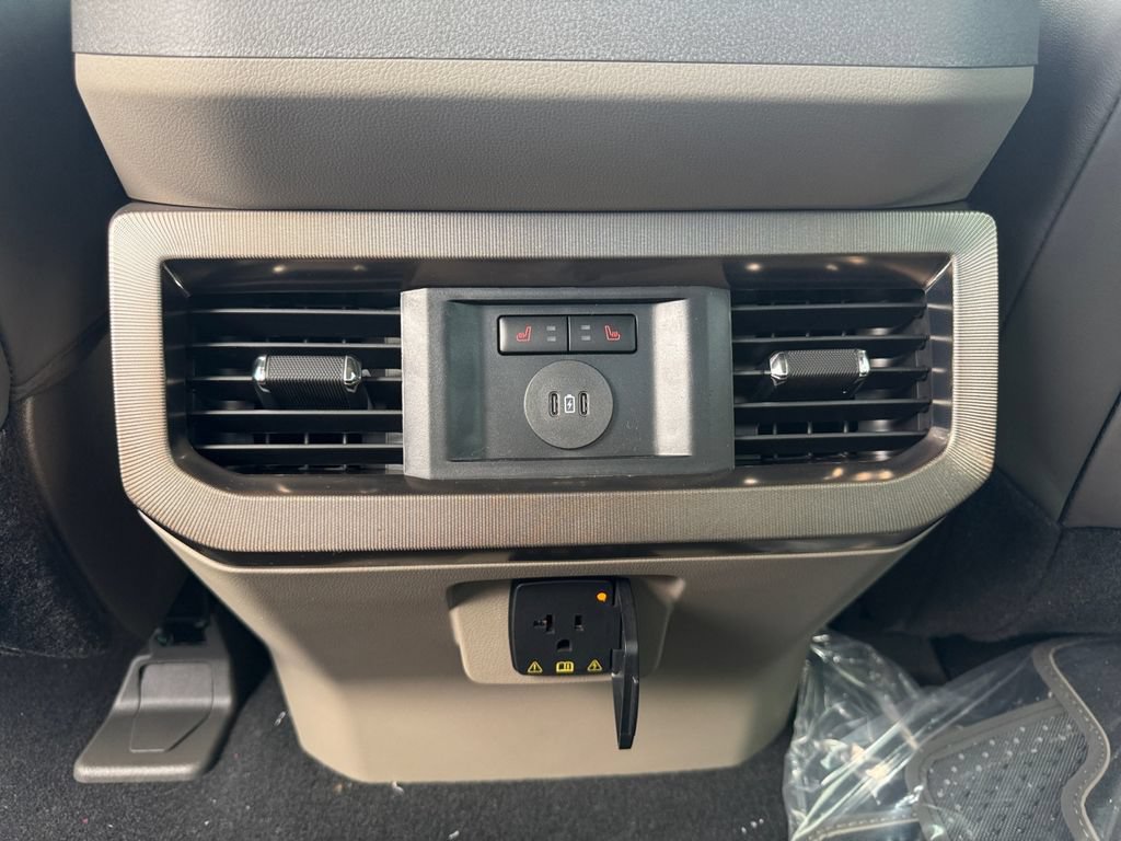 New 2026 Ford F250 Platinum AWD/4WD image 34