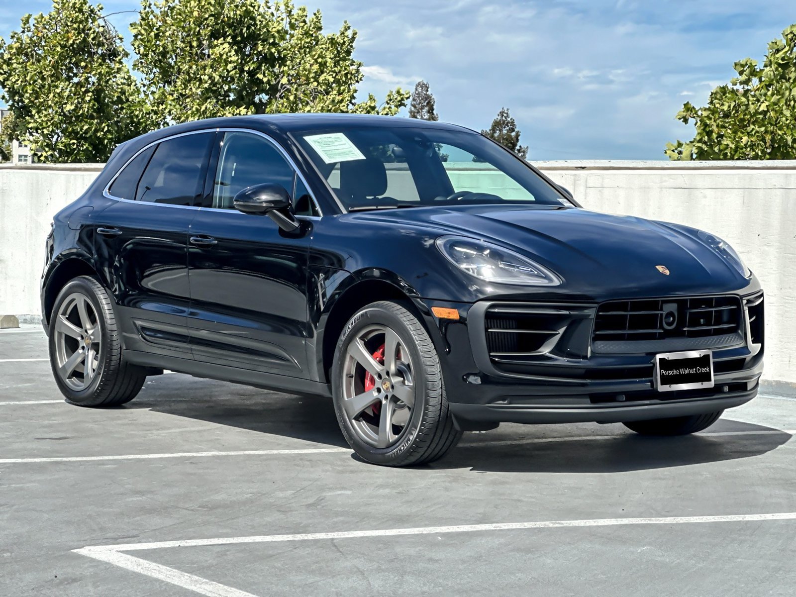 Certified 2023 Porsche Macan S AWD/4WD image 11