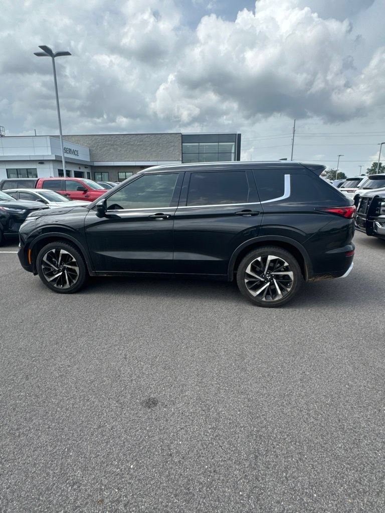 Used 2024 Mitsubishi Outlander SEL FWD image 8