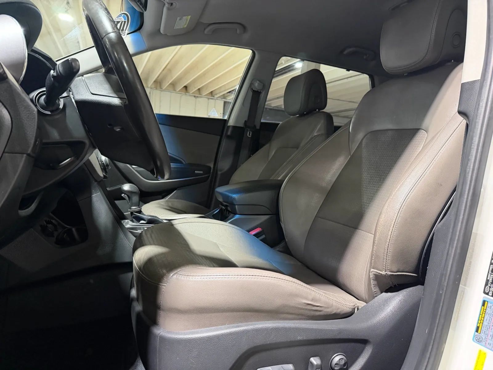 Used 2014 Hyundai Santa Fe Limited AWD/4WD image 9