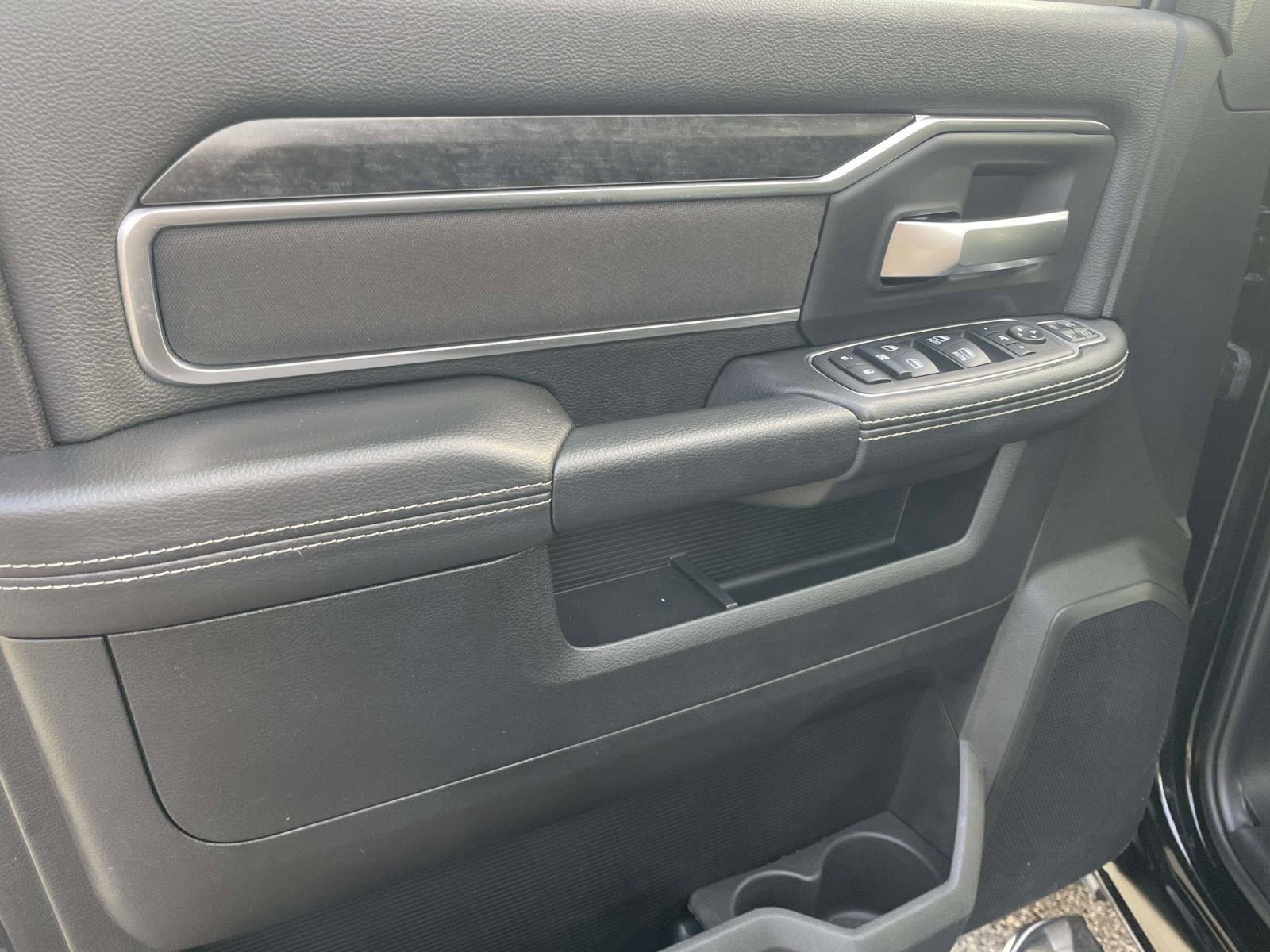 Used 2024 RAM 2500 Big Horn w/ Safety Group image 15