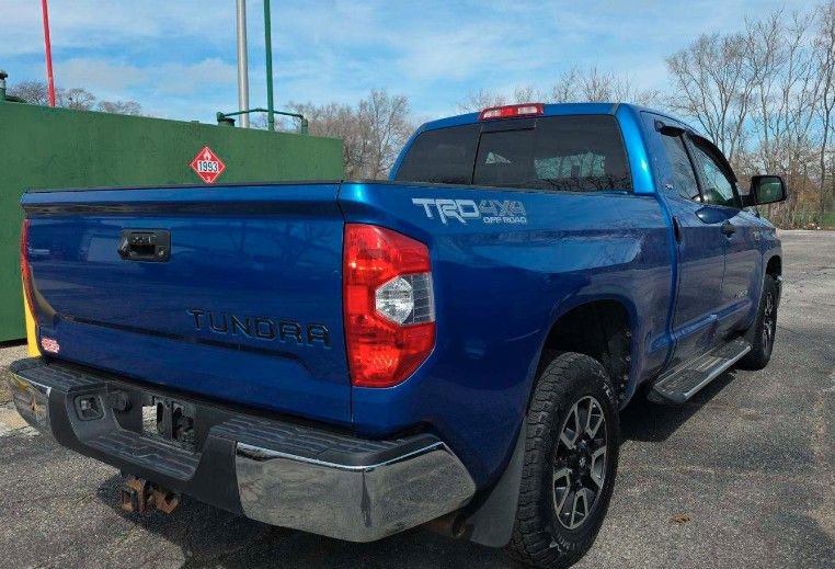 Used 2016 Toyota Tundra SR5 w/ TRD Off Road Package AWD/4WD image 3