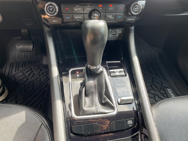 Used 2023 Jeep Compass Limited AWD/4WD image 35