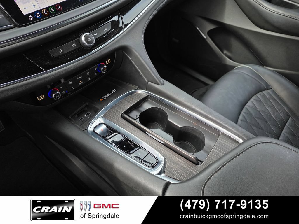 Used 2023 Buick Enclave Avenir w/ Avenir Technology Package AWD/4WD image 19