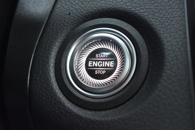 Used 2022 Mercedes-Benz GLC 300 image 29