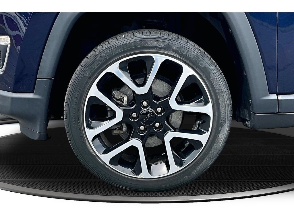 Used 2018 Jeep Compass Limited w/ Navigation Group AWD/4WD image 48