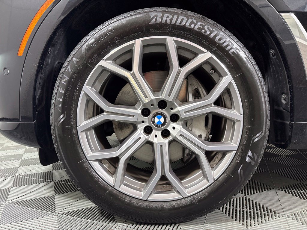 Certified 2023 BMW X7 xDrive40i w/ Premium Package AWD/4WD image 8