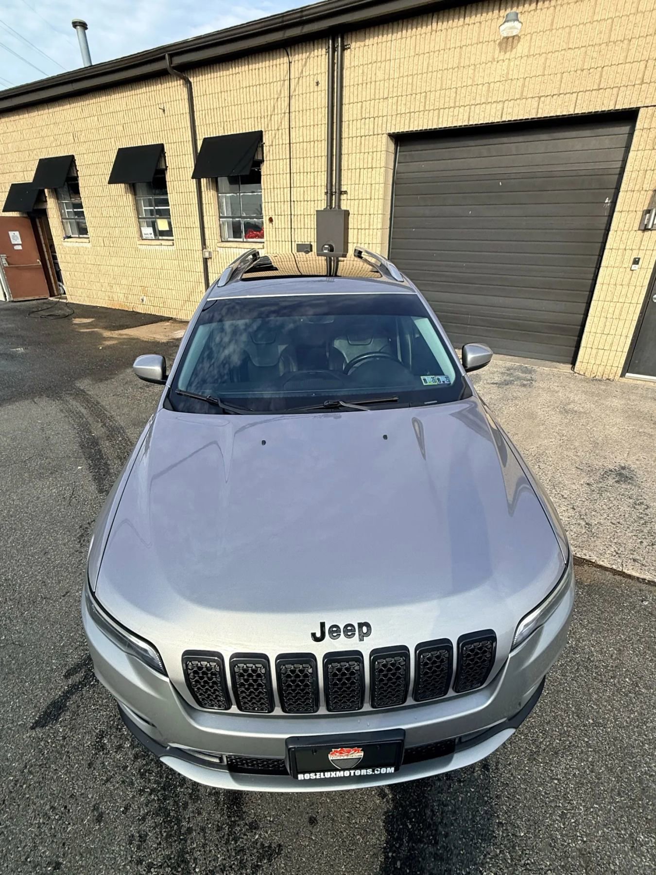 Used 2020 Jeep Cherokee Limited AWD/4WD image 9