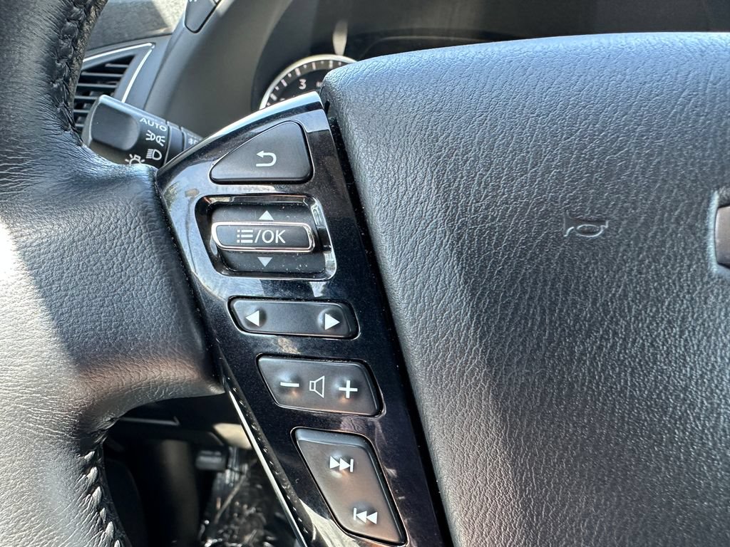 Used 2024 Nissan Armada SV AWD/4WD image 26