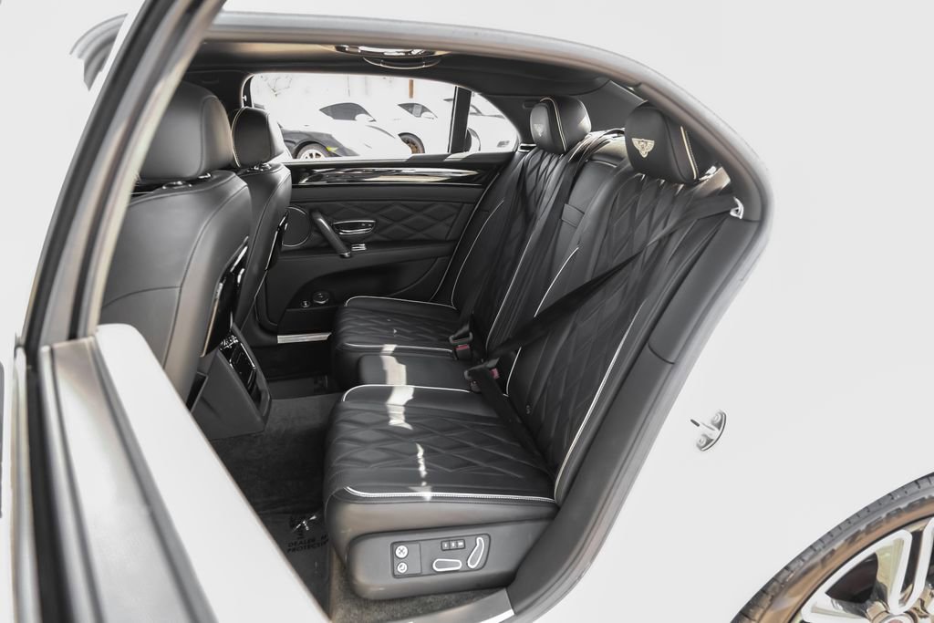 Used 2016 Bentley Flying Spur V8 AWD/4WD image 52