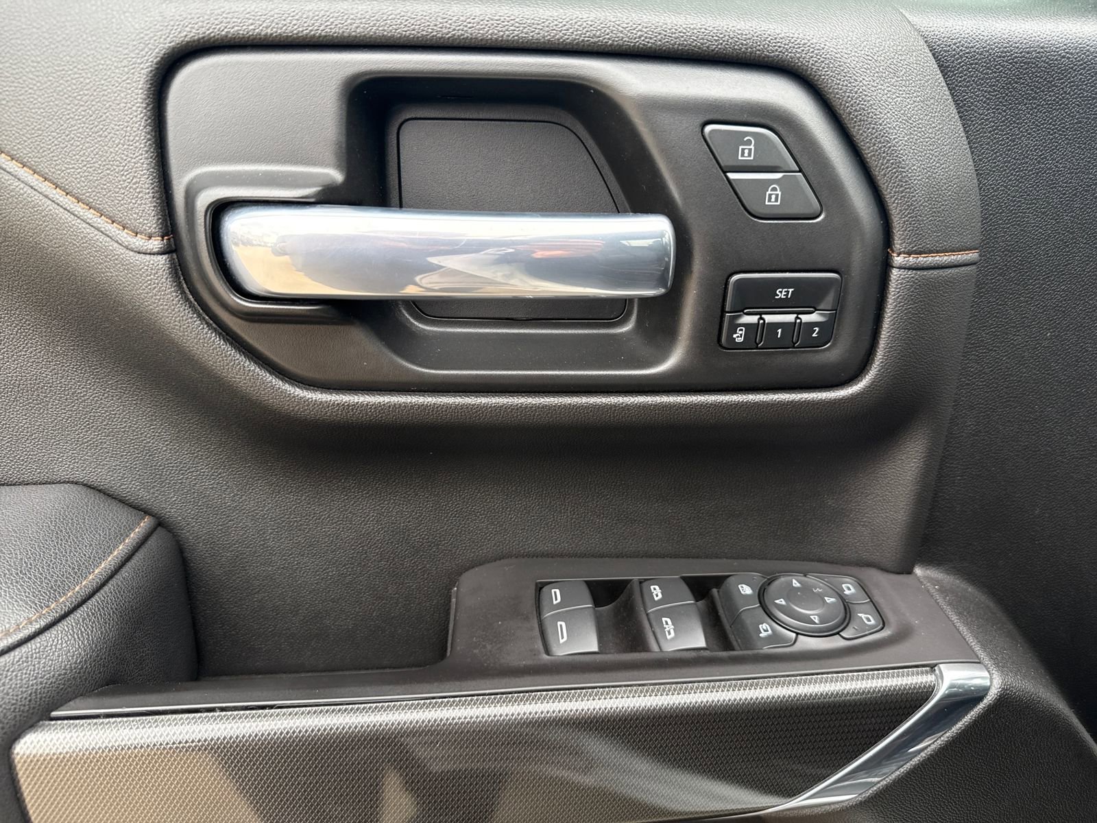 Used 2021 GMC Sierra 1500 AT4 w/ AT4 Value Package image 11